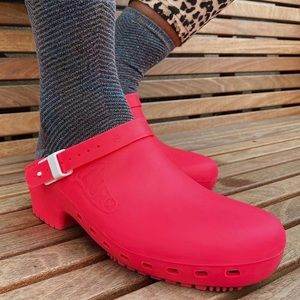 Calzuro Hot Pink Clogs Without Holes Size 34-35